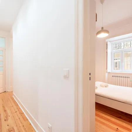 Guestready - Fantastic Near Castelo S. Jorge Apartmán